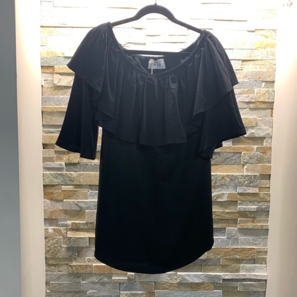 VAVA by Joy Han Clio Off-the-Shoulder Dress - Picture 3 of 5